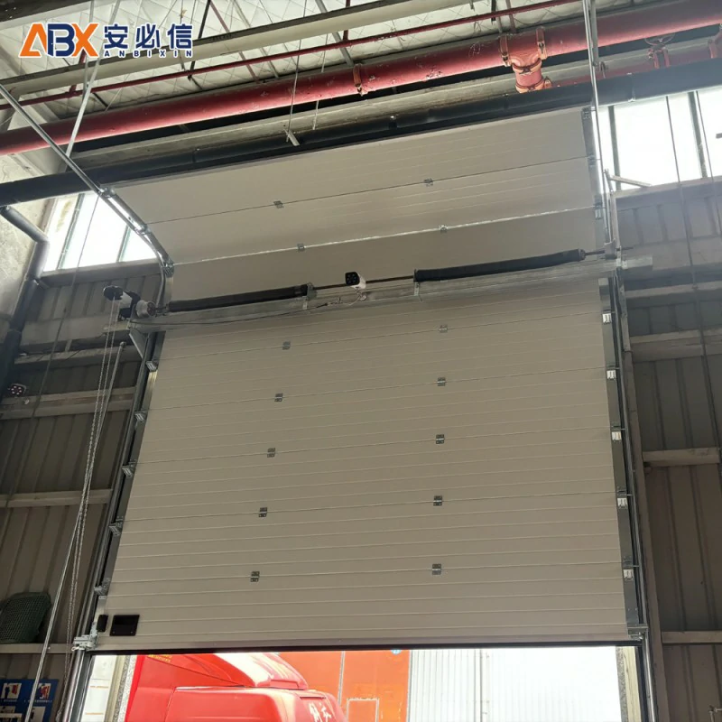 和田地区翻板提升门